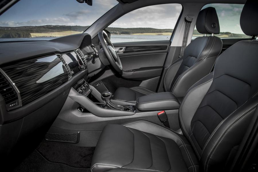Интерьер Skoda Kodiaq 2016 года  (UK) (фото 34 из 71)